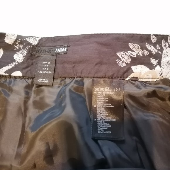 H&M floral flowy skirt, size 6 - Picture 7 of 7